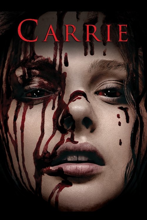 Julianne Moore in Carrie (2013)