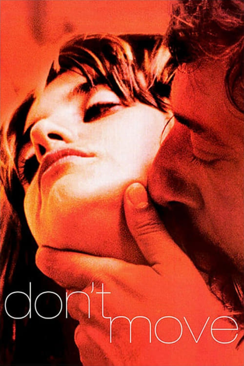 Penélope Cruz in Don't Move (2004)